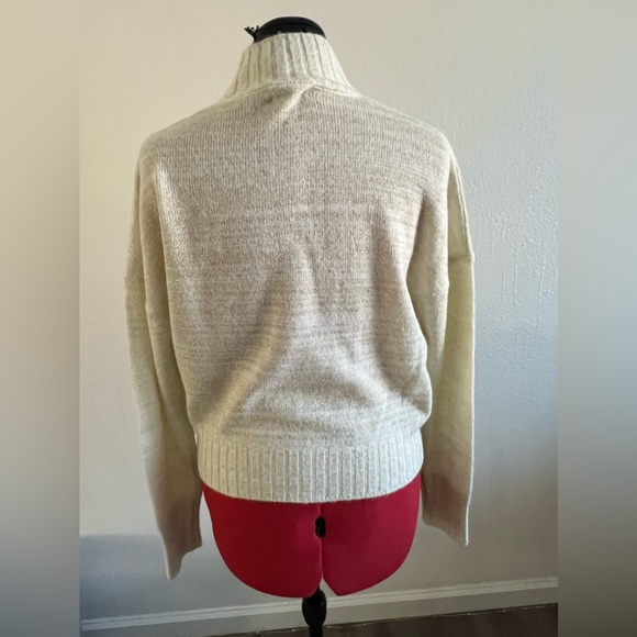 NSR Napean Sea Rd Mock Neck Wool Blend
Sweater Cream & Gold Size S NWT - Picture 2 of 5